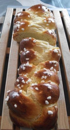 Brioche tressée recettes dessert Petit déjeuner compris... de la brioche tressée, sil vous plaît !