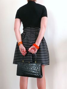 R1240801