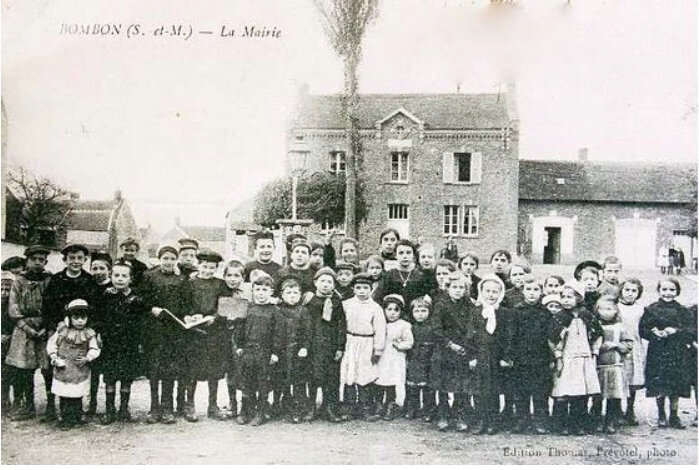Ecole-mixte-vers-1900