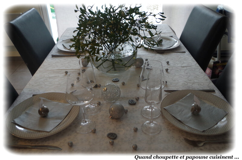 table du jour de l'an-3066
