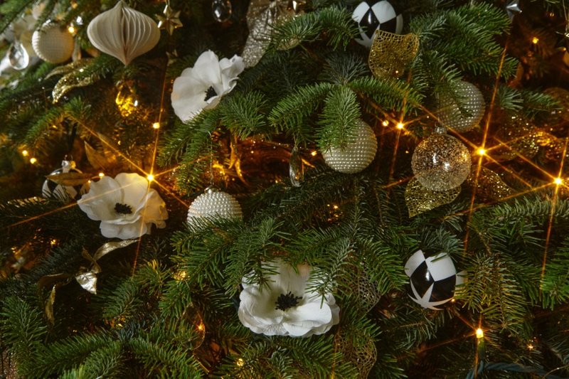 noel_h_m_deco
