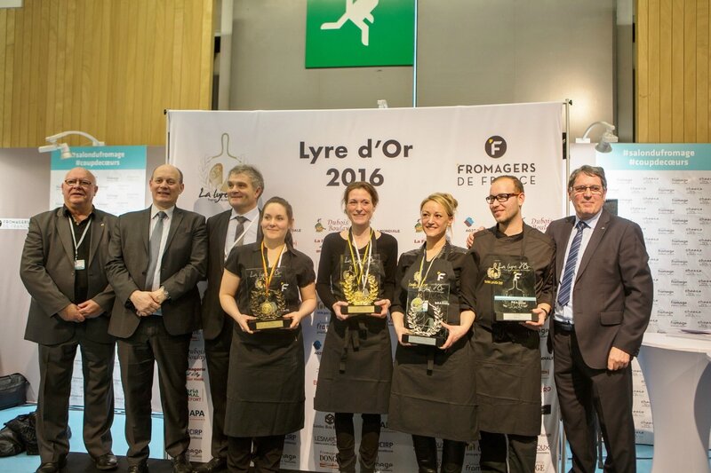 4 Laure¦üats MD