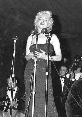1954-02-16-5_on_7th_infantery_division-stage-032-1a