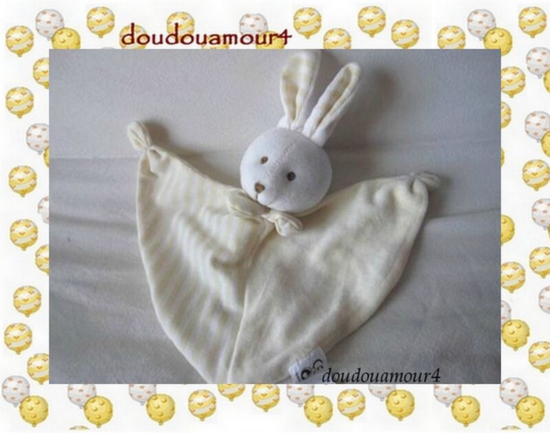 Doudou Lapin Plat Triangle Beige Rayures Gerca