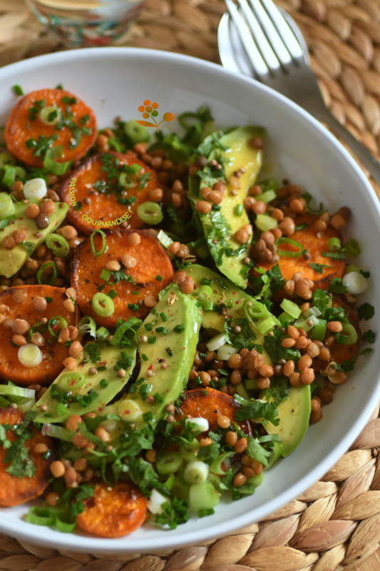 Salade chaude & froide de lentilles, patate docue sautée & avocat_3