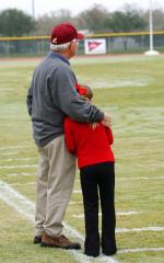 grandfather_senior_together_child_family_hug_girl_grandparent-617428