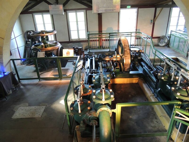 Salle des machines hydrauliques du Duc d'Aumale