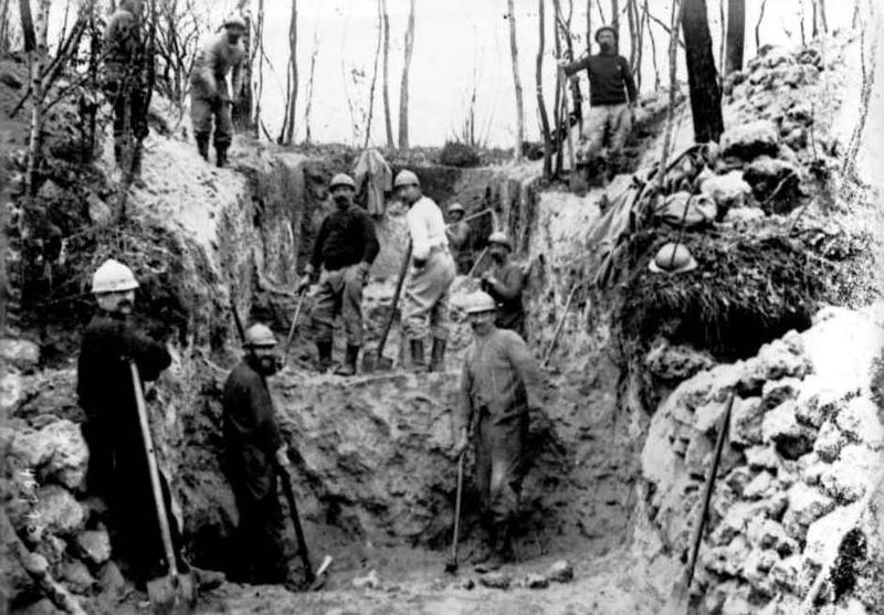 Tranchée Construction dans l argonne