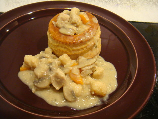 Bouchée à La Reine Au Ris De Veau Et Quenelles