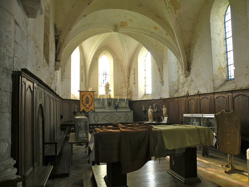 Interieur_de_l'église_Notre-Dame_de_Fontenay-Torcy_11