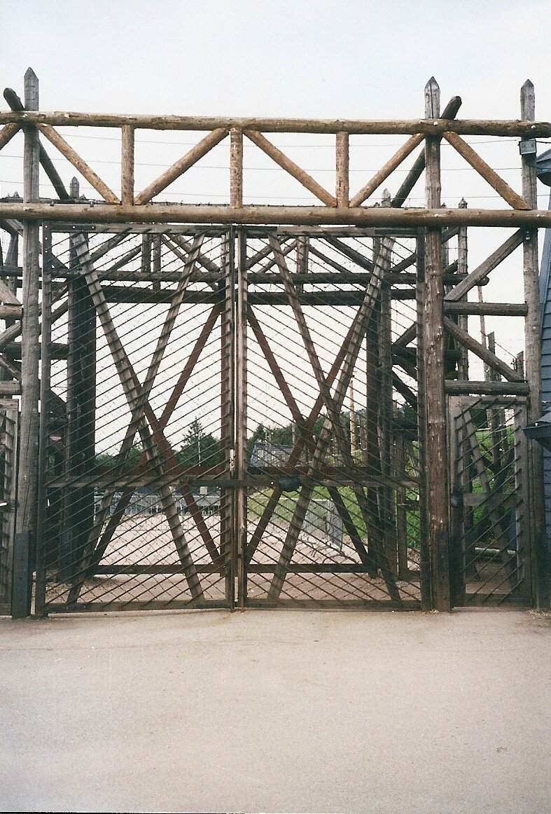 Le Struthof, le camp, entrée (67)