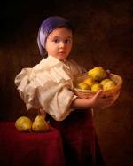 MIC 2014 09 08 Athena with pears par Bill Gekas