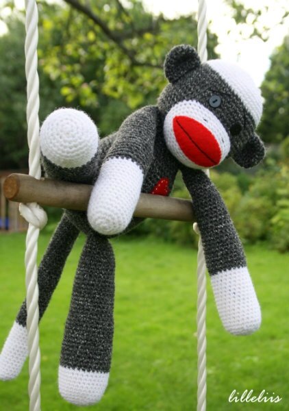 sock-monkey-free-pattern-3