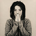1993, Björk par <b>Jean</b>-<b>Baptiste</b> <b>Mondino</b>