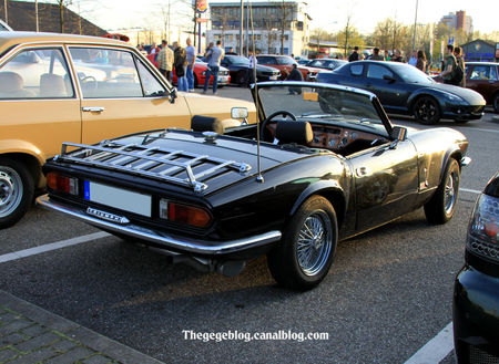 Triumph_Mk_1500_convertible__1974_1980__Rencard_Burger_king_avril_2011__02