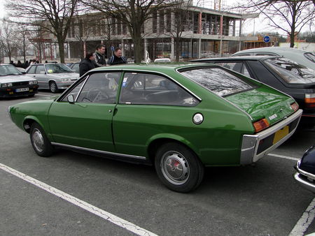 RENAULT 15 TL Phase I 1971 1975 Salon Champenois du Vehicule de Collection de Reims 2010 2