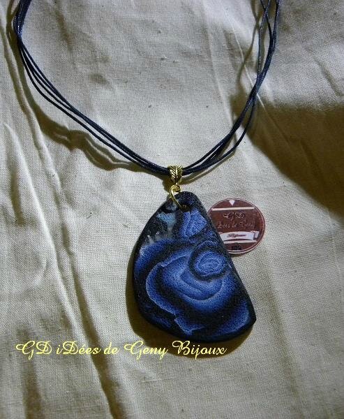 c rose bleue granit