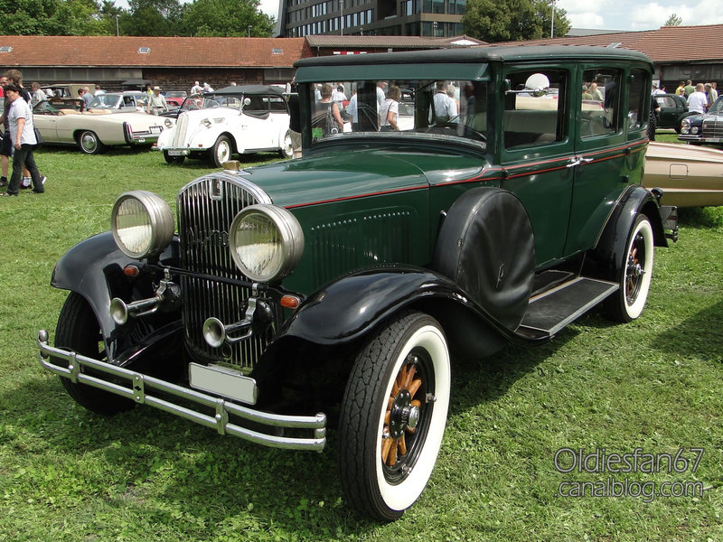Plymouth model Q 4door sedan-1928-01