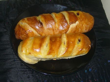 Pains au lait, aux carrés de chocolat au lait recettes dessert Pains au lait