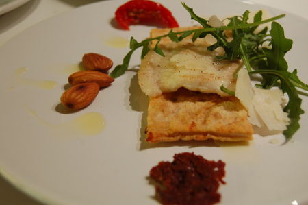Filet de sole sur croustillant tomates et parmesan recettes entrees Tiramisu au parmesan et tomates confites very easy!
