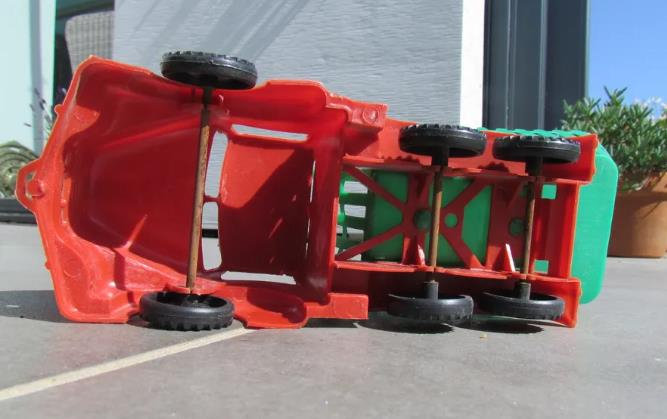 JB 00384