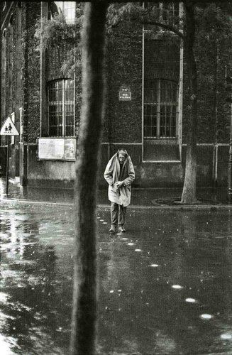 Henri-Cartier-Bresson-03-Alberto-Giacometti-rue-d-Alesia