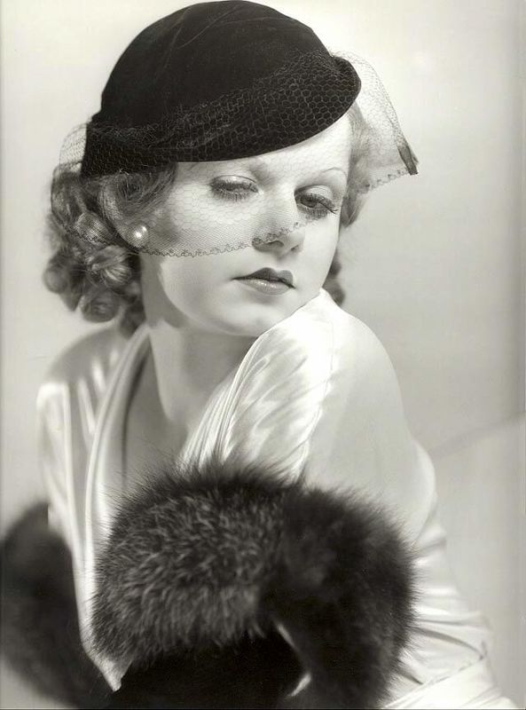 jean-1932-by_clarence_sinclair_bull-01-1a