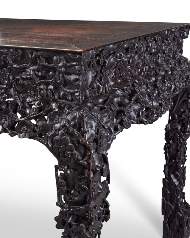 2023_PAR_22168_0086_002(tres_grande_table_en_hongmu_sculpte_chine_dynastie_qing074944)