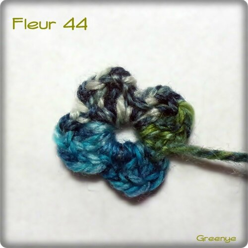 Fleur 44