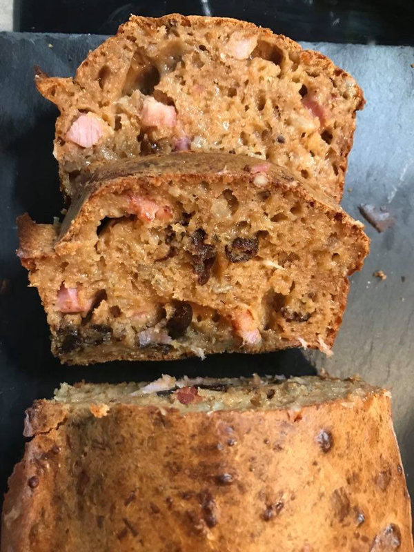 cake-lardons-pruneaux