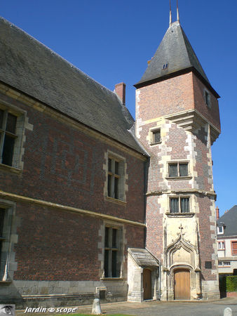 Chateau_de_Gien_2