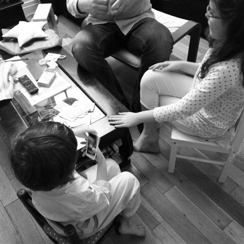 Jouer en famille ©Kid Friendly