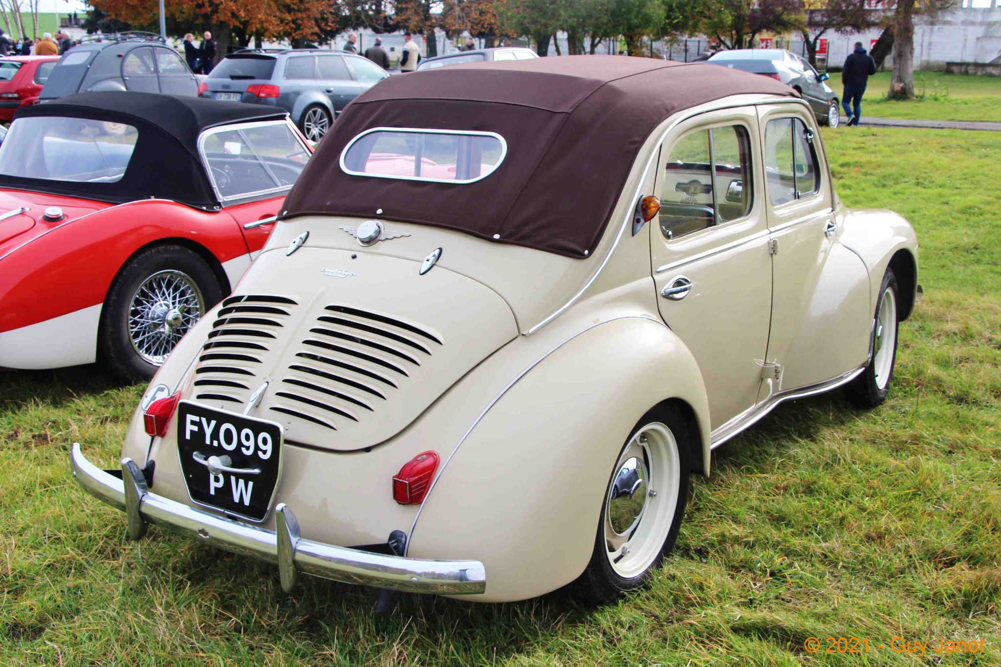 Renault 4 CV R1062 decouvrable_03- 1948 [F] GJ_GF