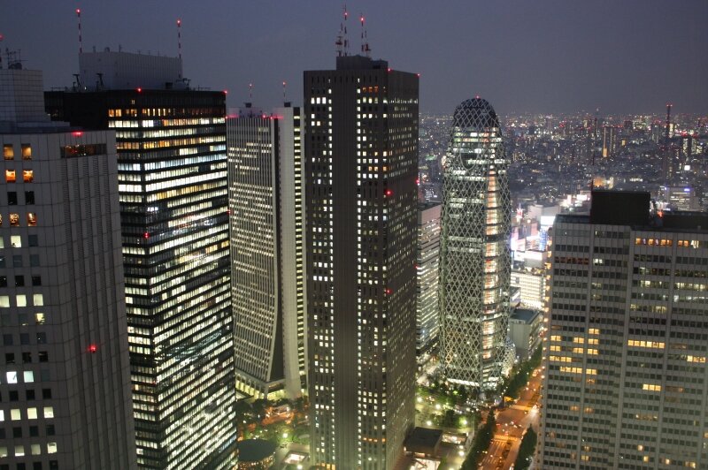 Tokyo by night