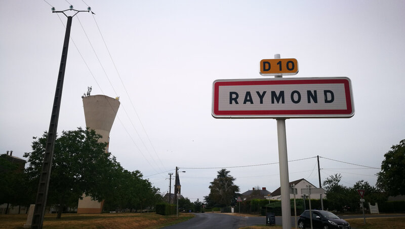 Raymond, panneau (18)