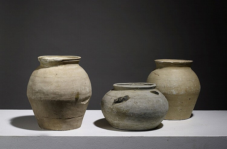 Lot composé de trois pots, Vietnam, période Hán Việt, 111 BCE – 603 CE