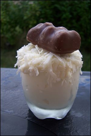 **Mousse A La Noix De Coco** recettes MEILLEURS VOEUX EN MUSIQUE