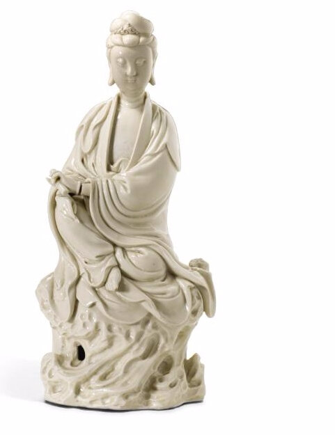 A Dehua figure of Guanyin, Qing dynasty, 17th-18th century