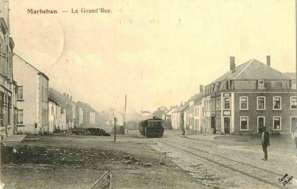 Marbehan La Grande Rue et le Train SNCV