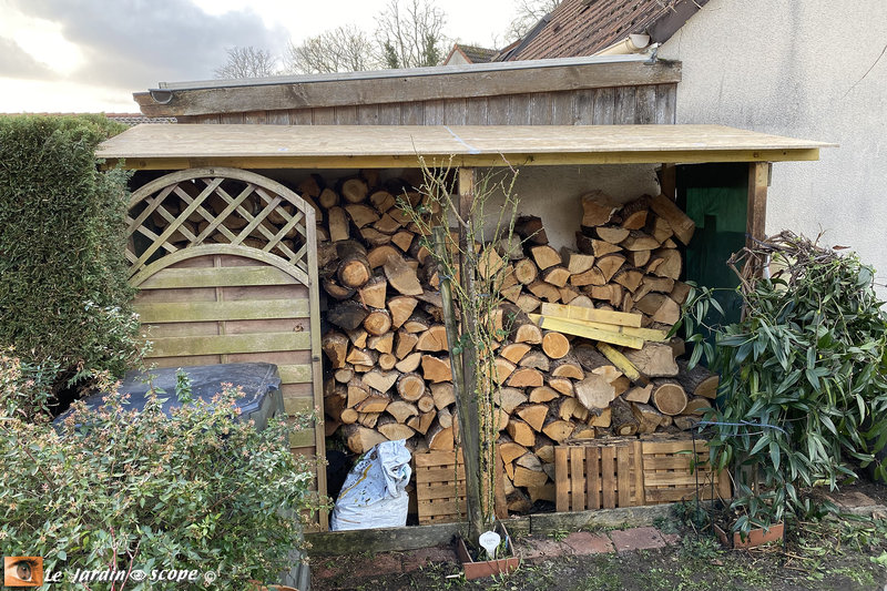 Bucher-panneaux-bois