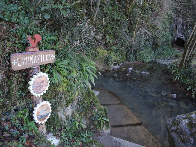 Camou, fontaine d'eau chaude (64)_003