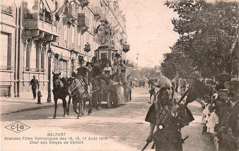 515 1919 08 15 Belfort CPA Fêtes patriotiques Quai Vauban Char Sièges de Belfort