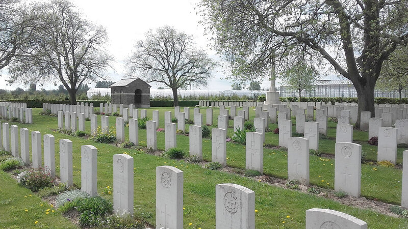 2019-04-26-cimetière britannique-la gorgue (4)