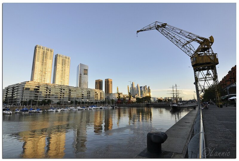 Argentine_120_Puerto_Madero