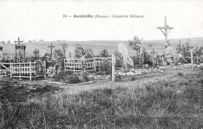 Auzéville cimetière militaire