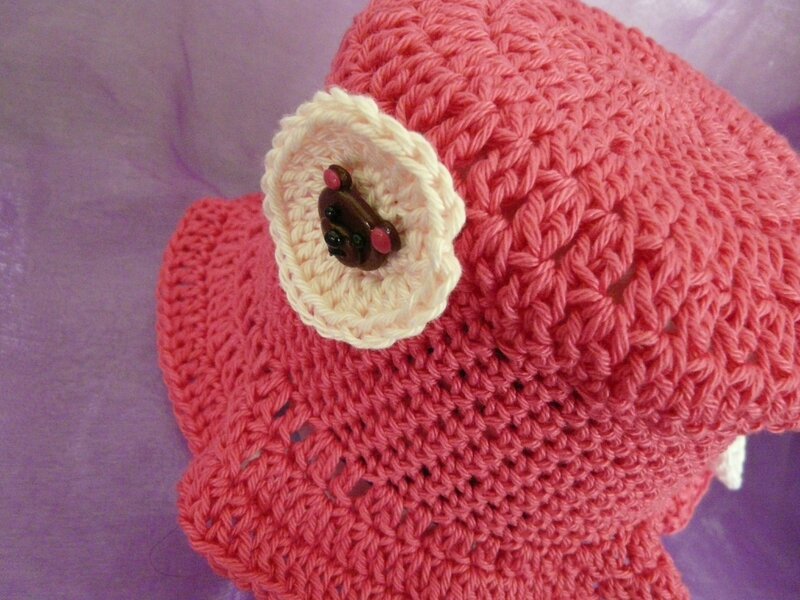 Chapeau coton fuschia fleurs rose et blanche nounours