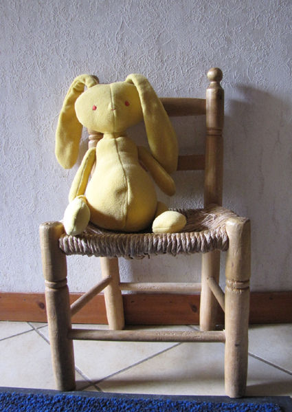 lapin_chaise