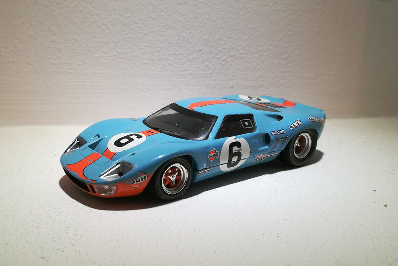 Ford GT40 (Ixo) (2)