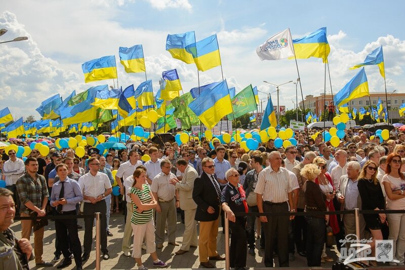 retour de Kernes à Kharkov - manifestation