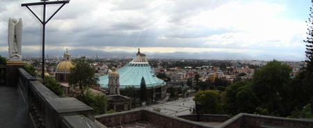 100915_Panorama_Basilica_de_Guadalupe_MEXICO__5_